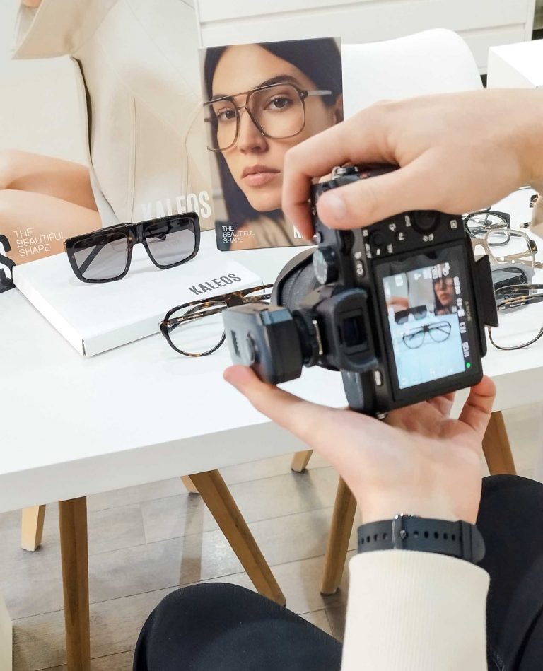 Haciendo una foto en una sesión para nuestro cliente